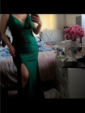 Vanity Emerald Green Ruched V-Neck Maxi Dress with Thigh Slit